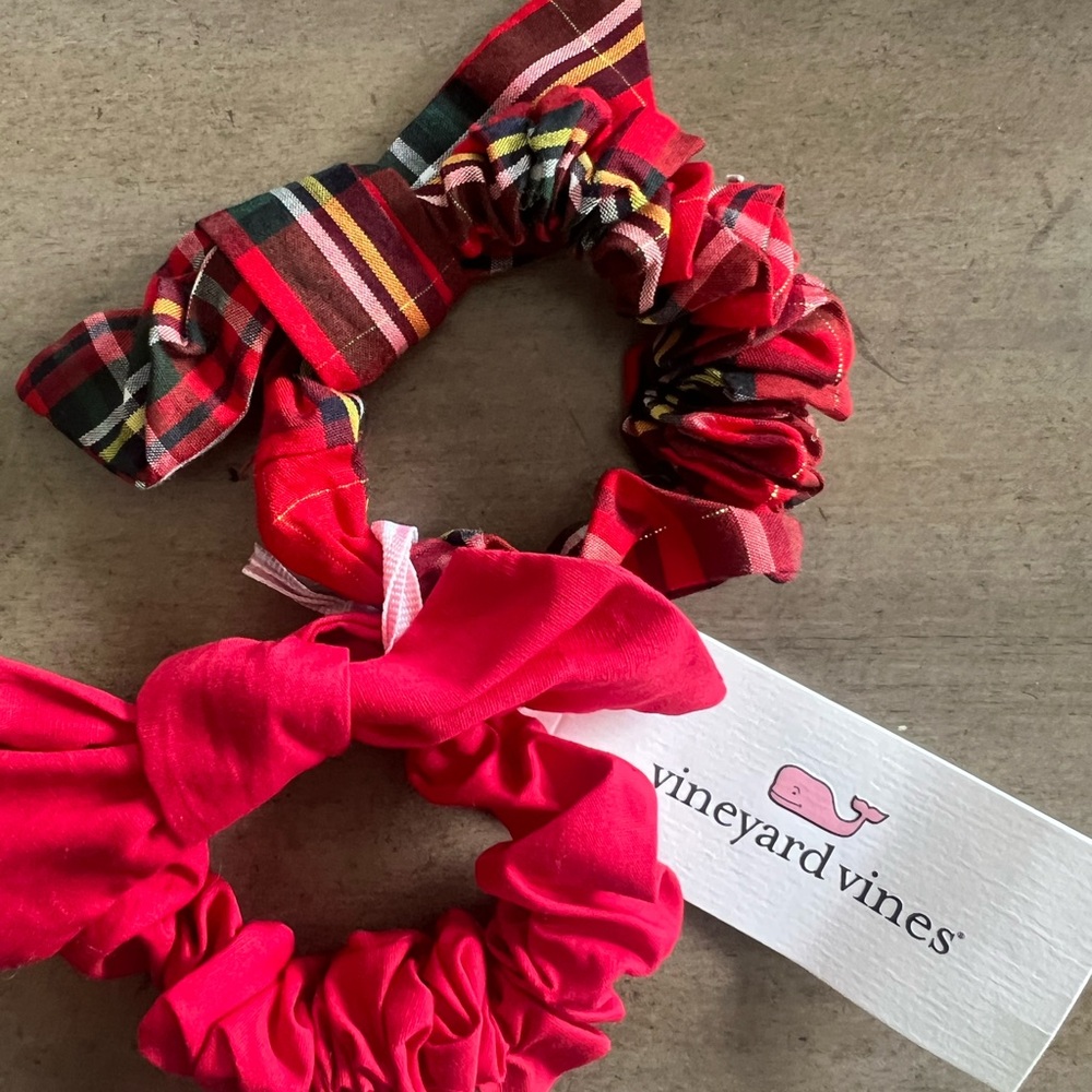 Vineyard Vines Red Hair Scrunchie Set